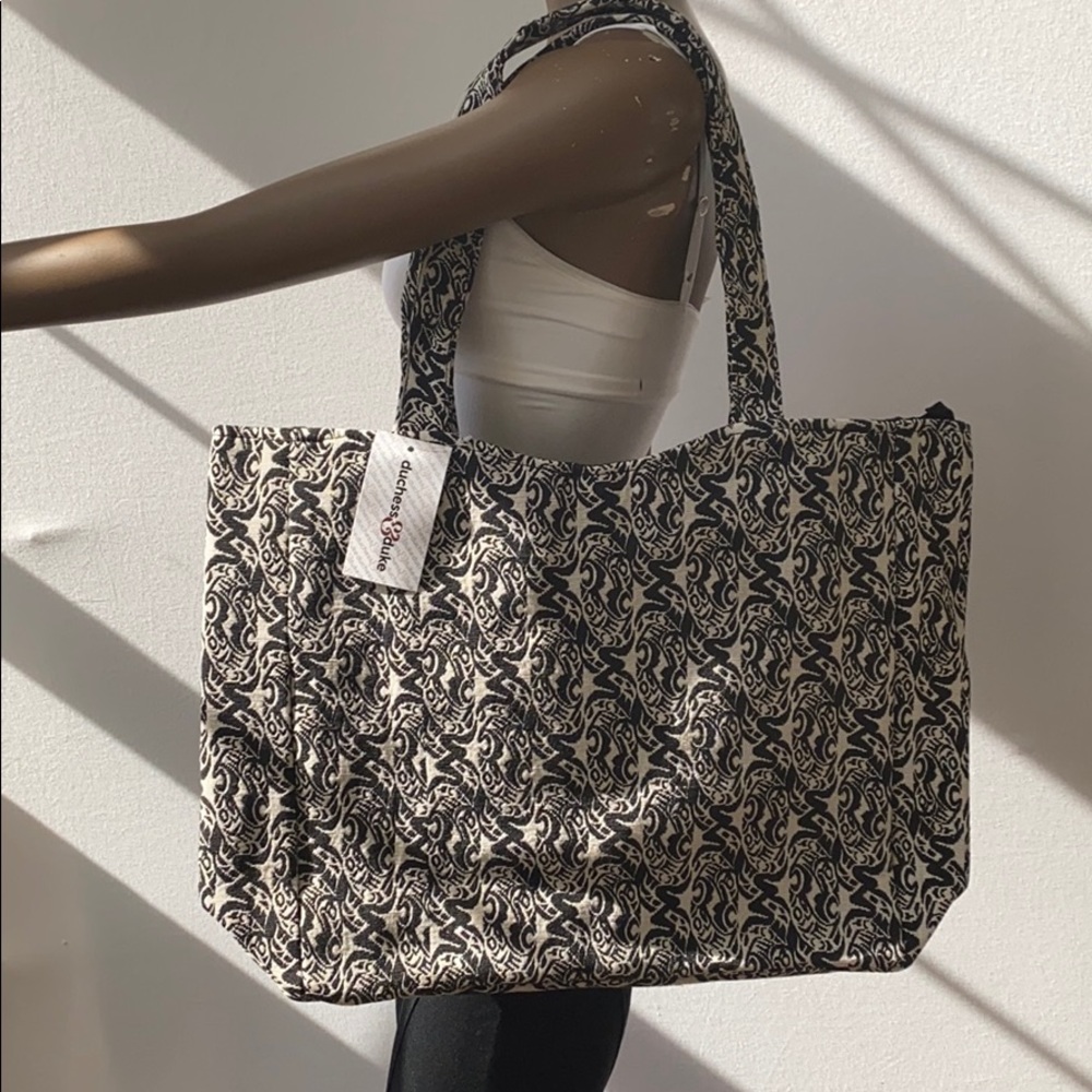 Duchess & Duke large tote